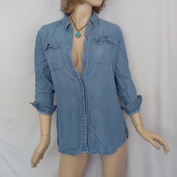 Chico's Effortless Elegance Blue Lyocell Denim Shirt - Size PS - Picture 3 of 5